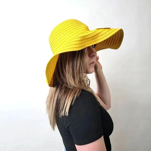 NEW Floppy Summer Sunshine Yellow Widebrim Hat - Picture 1 of 9